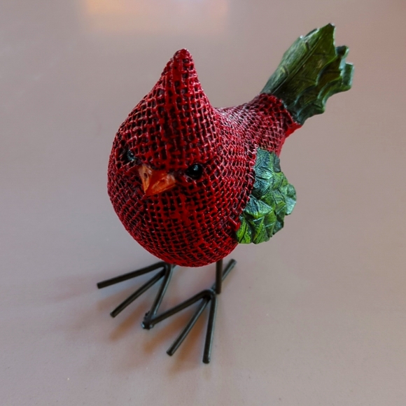 Holiday Bird - Picture 1 of 4